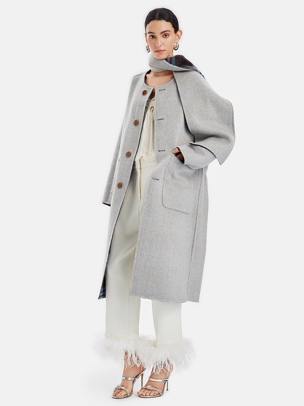 Çıkarılabilir Eşarplı Retro Ekose Kaban