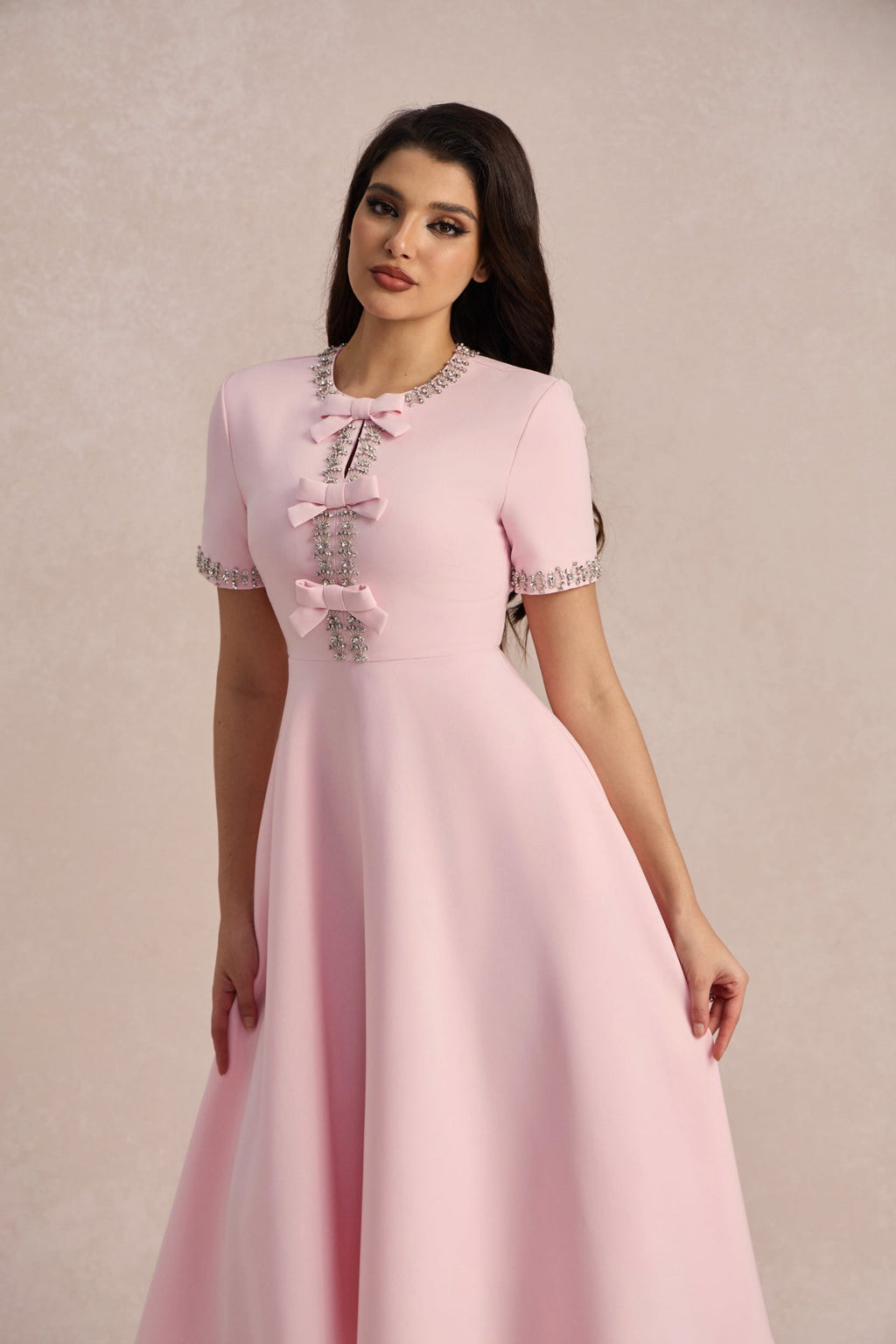 Zoe Fiyonklu Kristal Süslemeli Midi Elbise