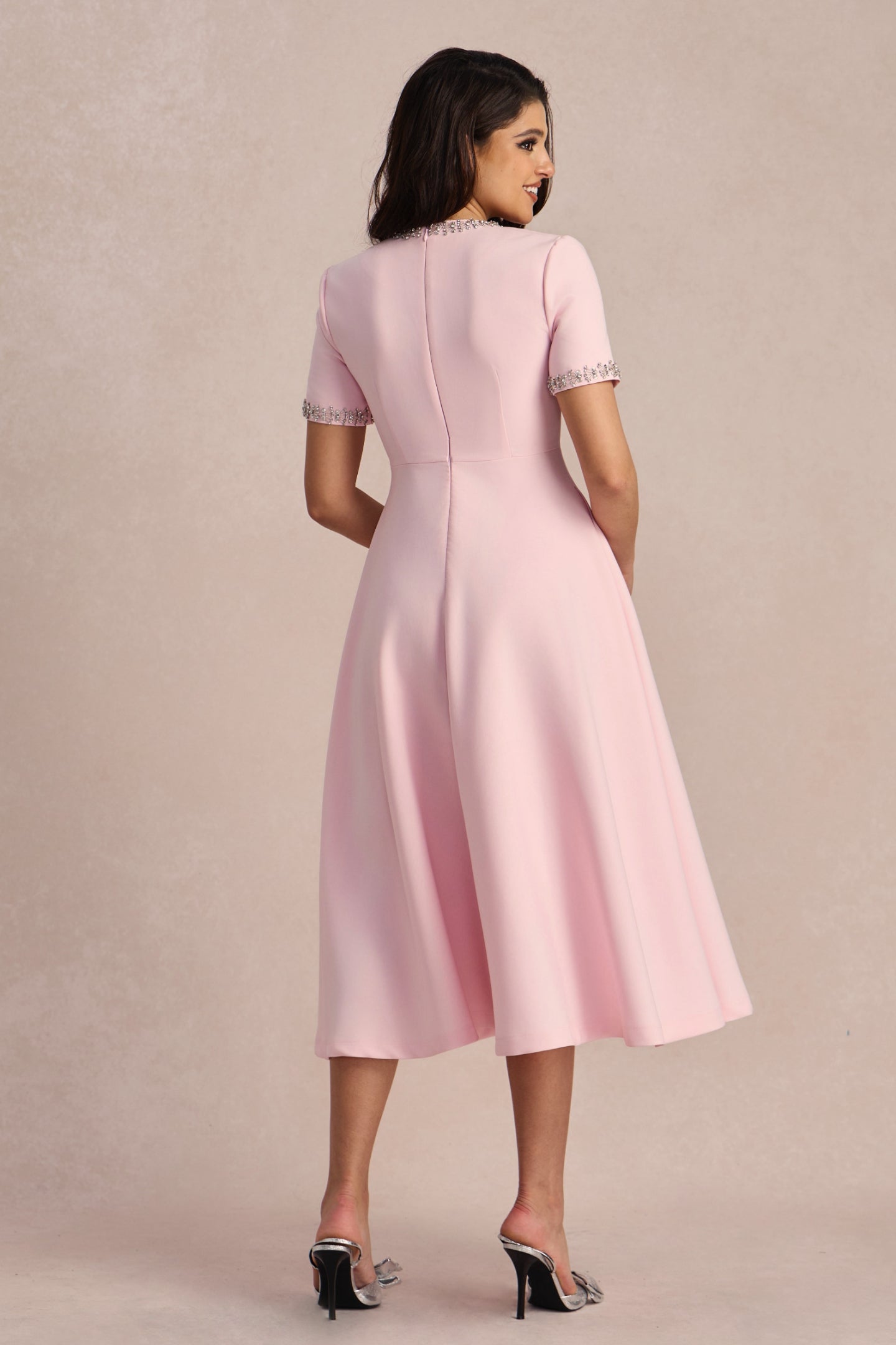 Zoe Fiyonklu Kristal Süslemeli Midi Elbise