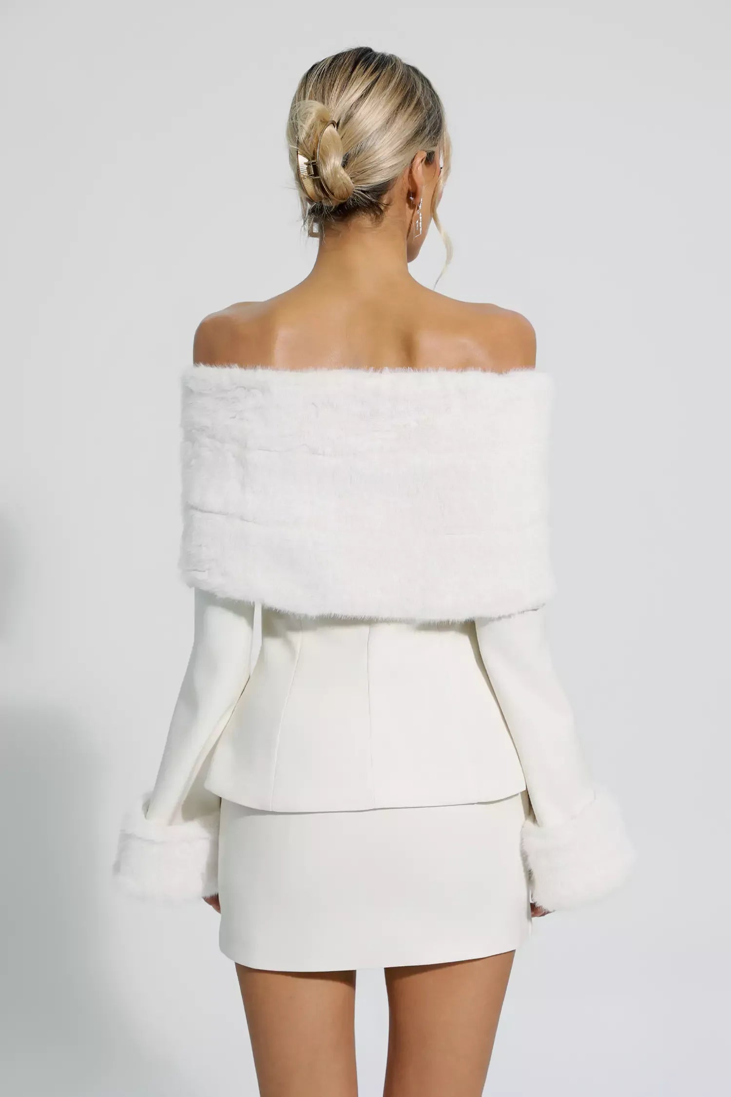 Irene Beyaz Kürklü Mont Takım