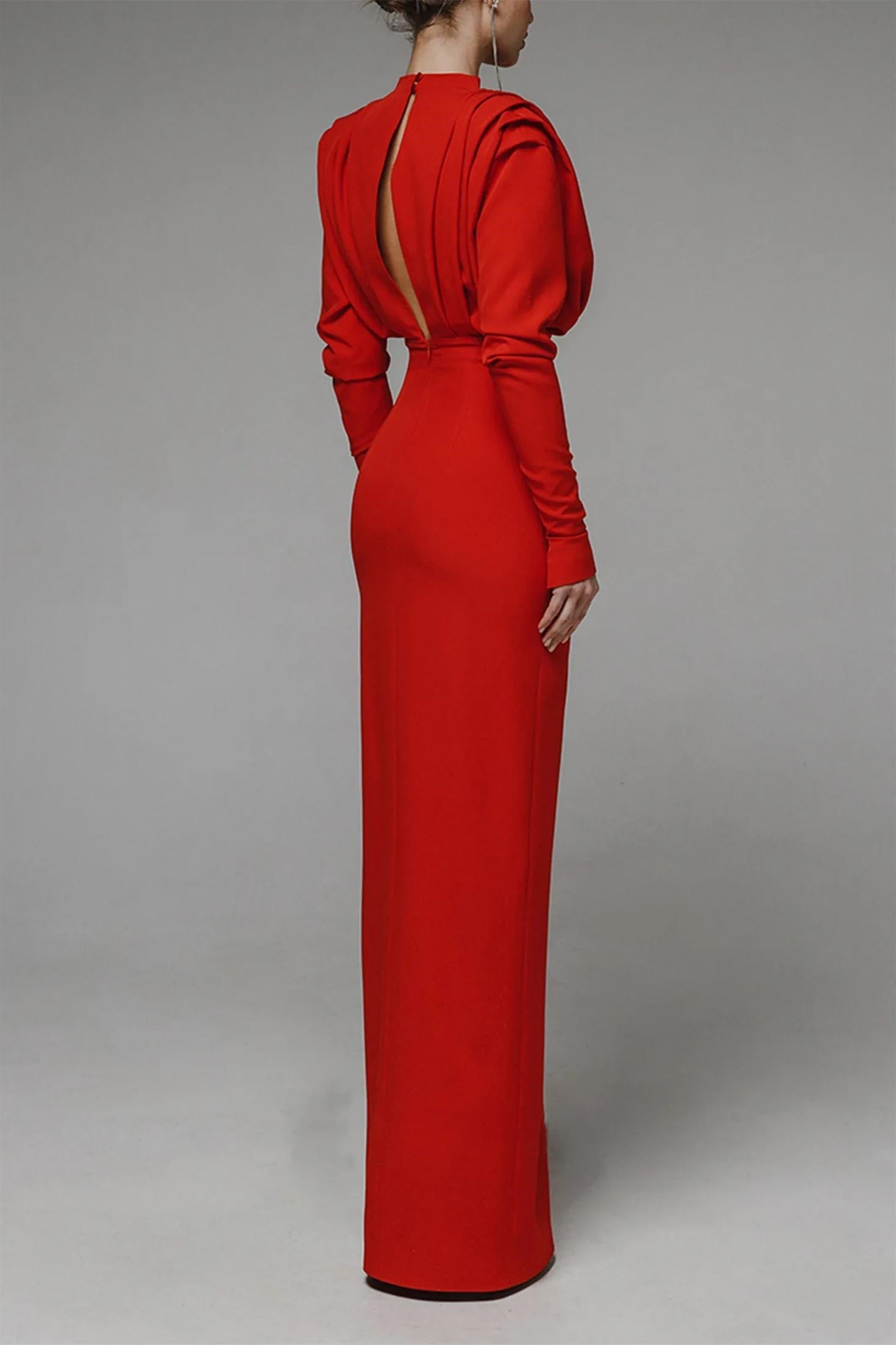 Novia Uzun Kollu Yüksek Bölünmüş Maxi Elbise