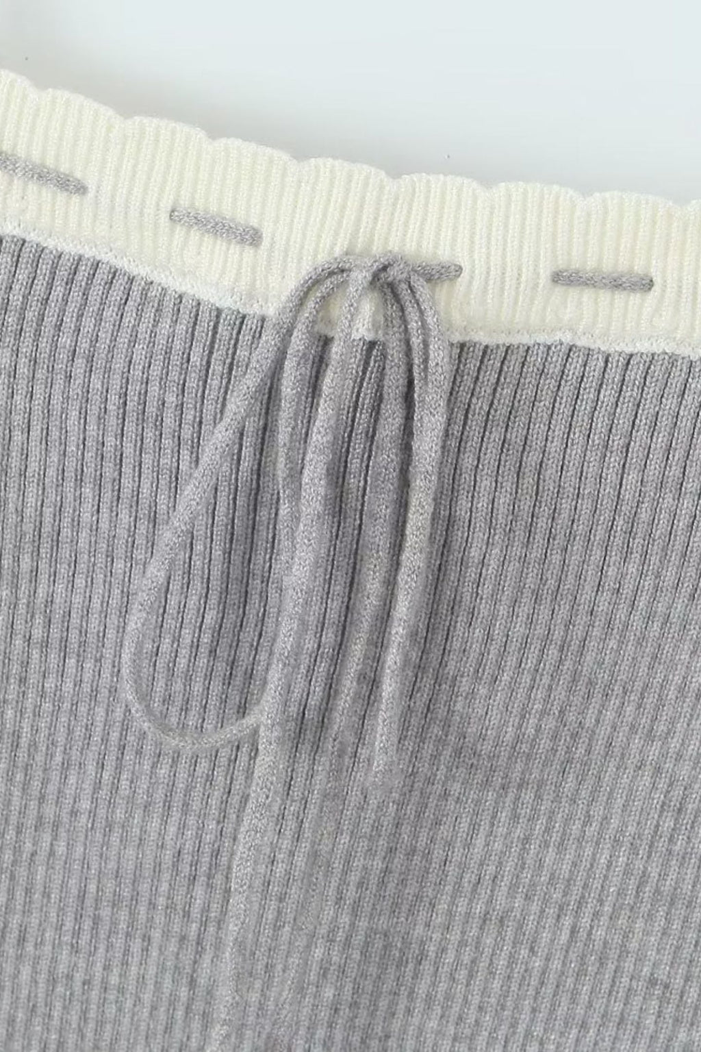 İlmek Nervürlü Üç Parçalı Örgü Takım