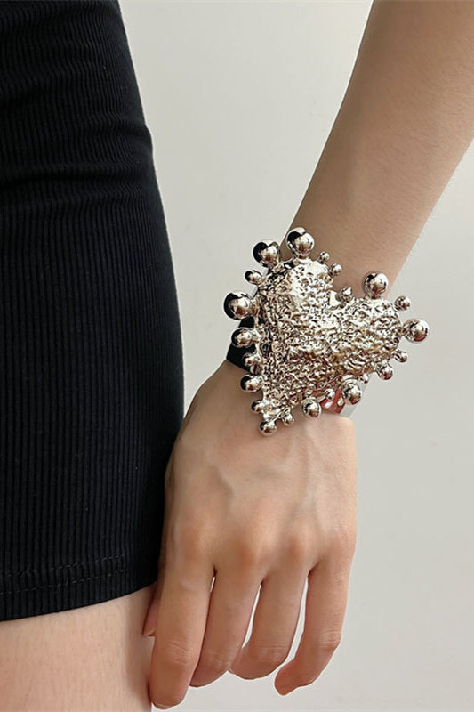 Retro Kalp Şeklinde Bileklik