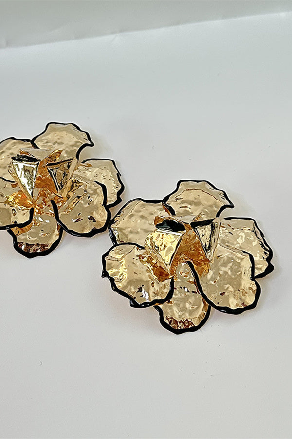 Metal Pileli Çiçek Küpe