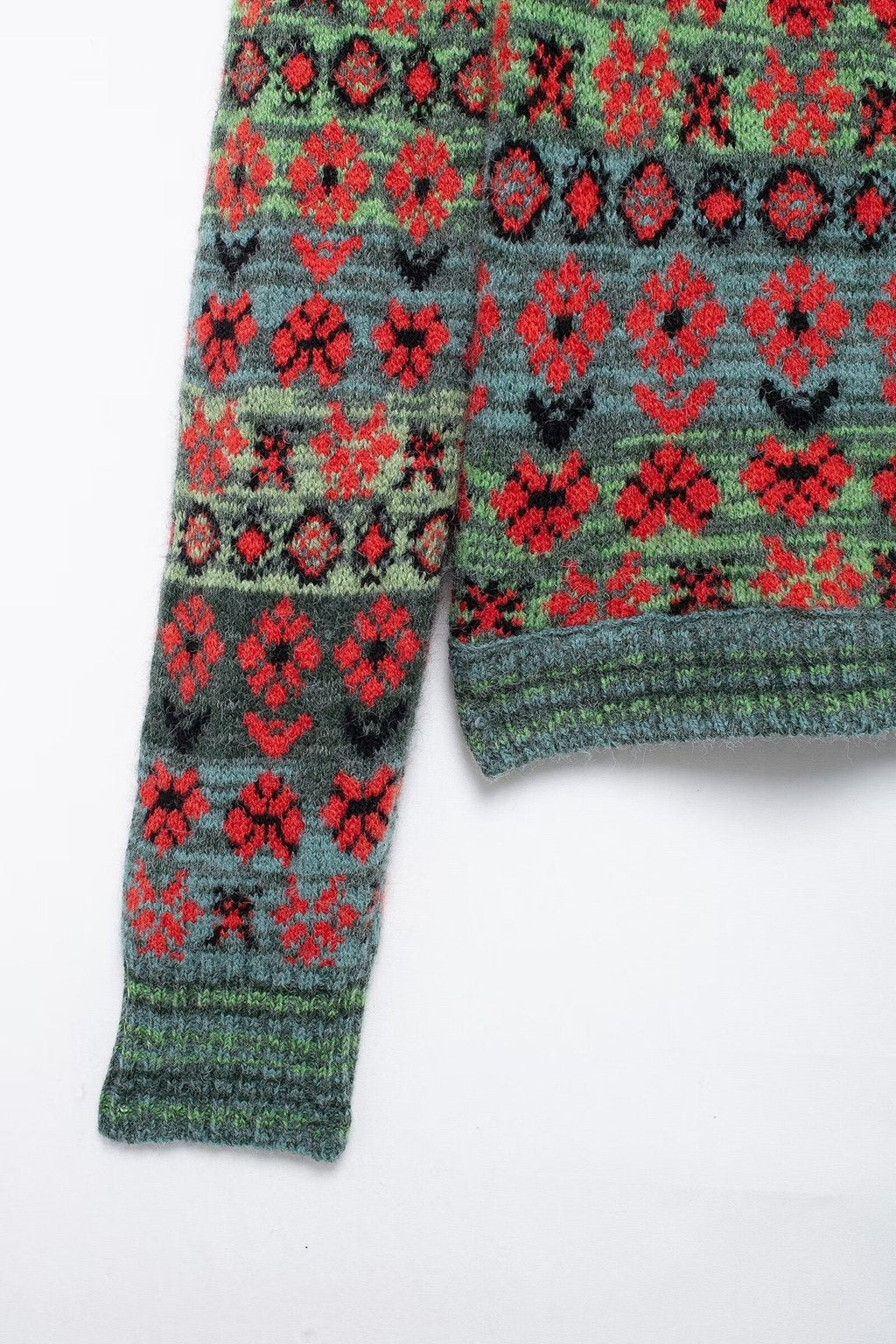 Kalp Desenli Kontrast Hırka