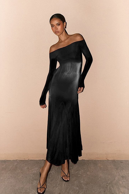 Omuzları Açık Baskılı Body Maxi Elbise