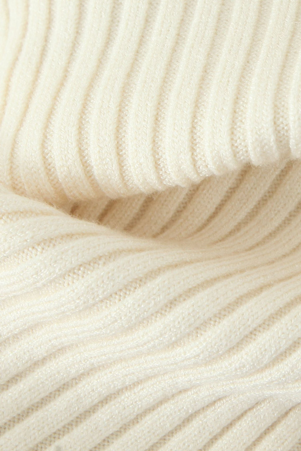 Uzun Kollu Fırfırlı Triko Hırka