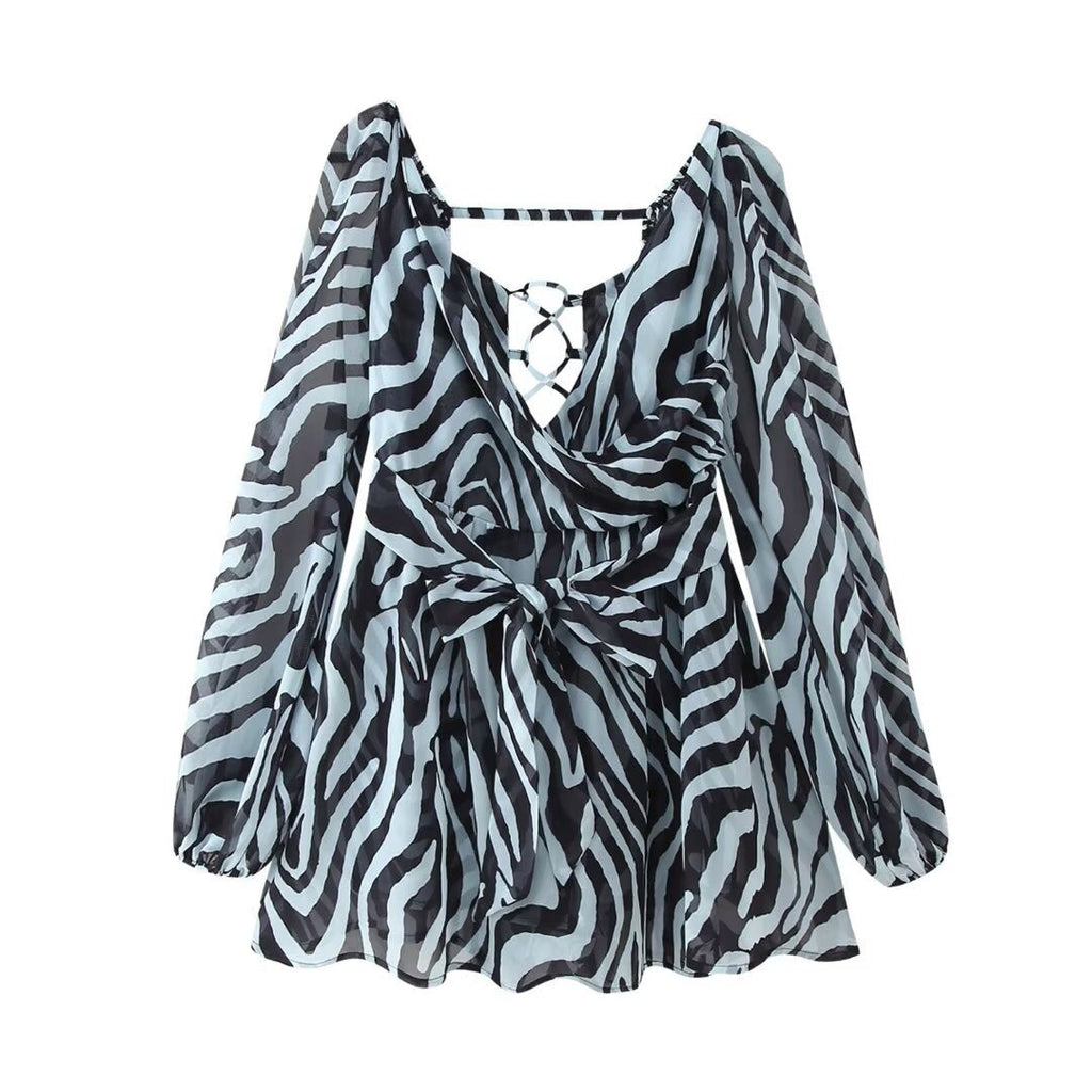 Uzun Kol Detaylı Volanlı Mini Elbise