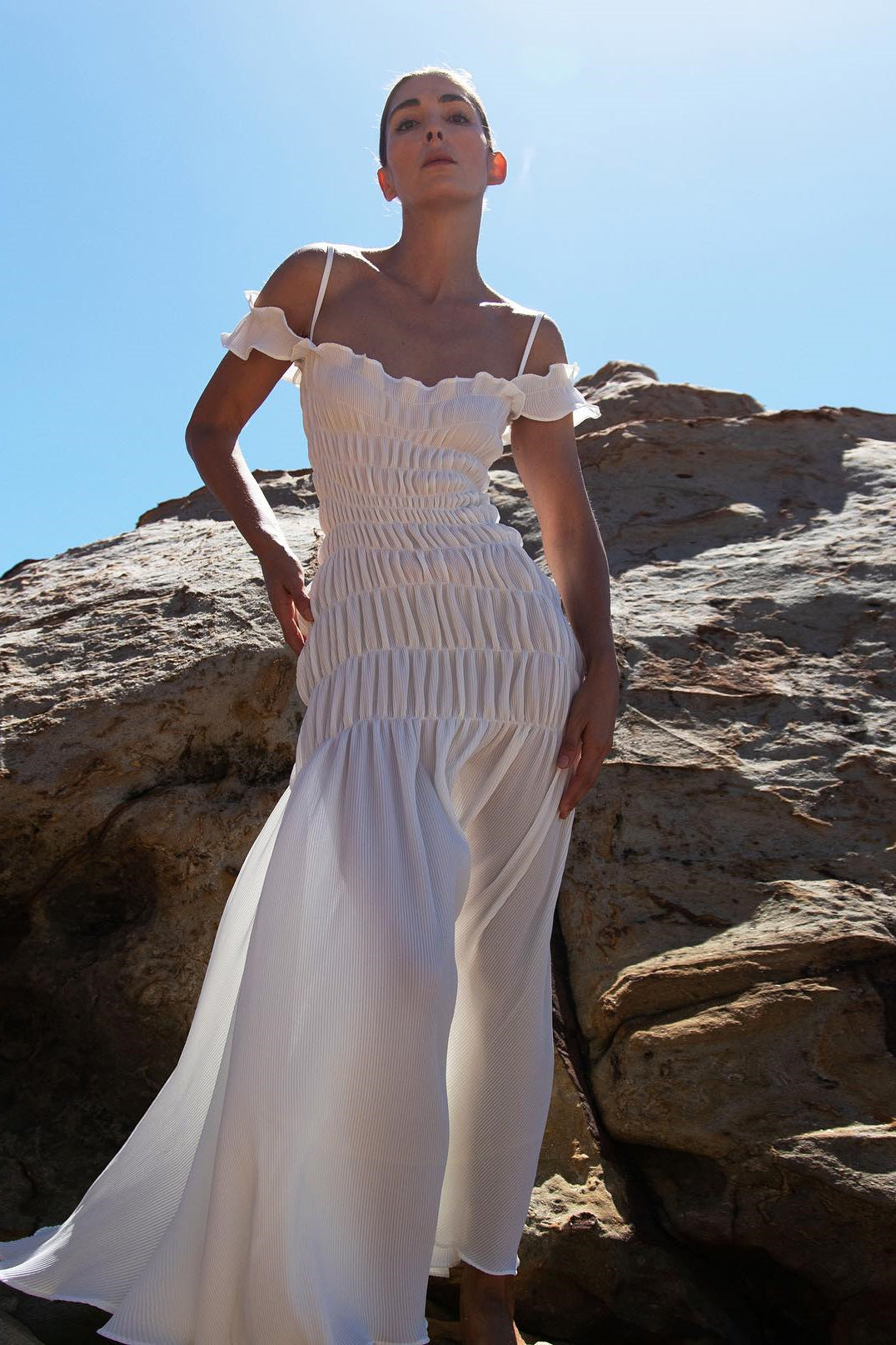 Lindsay Düşük Omuz Fırfırlı Maxi Elbise