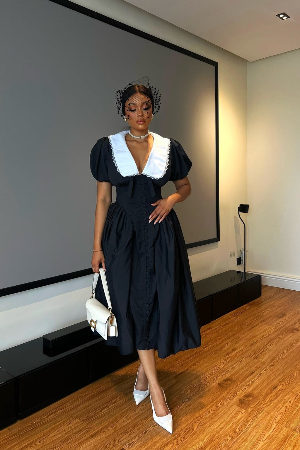 Athena Bebek Yaka Puf Kol Midi Elbise