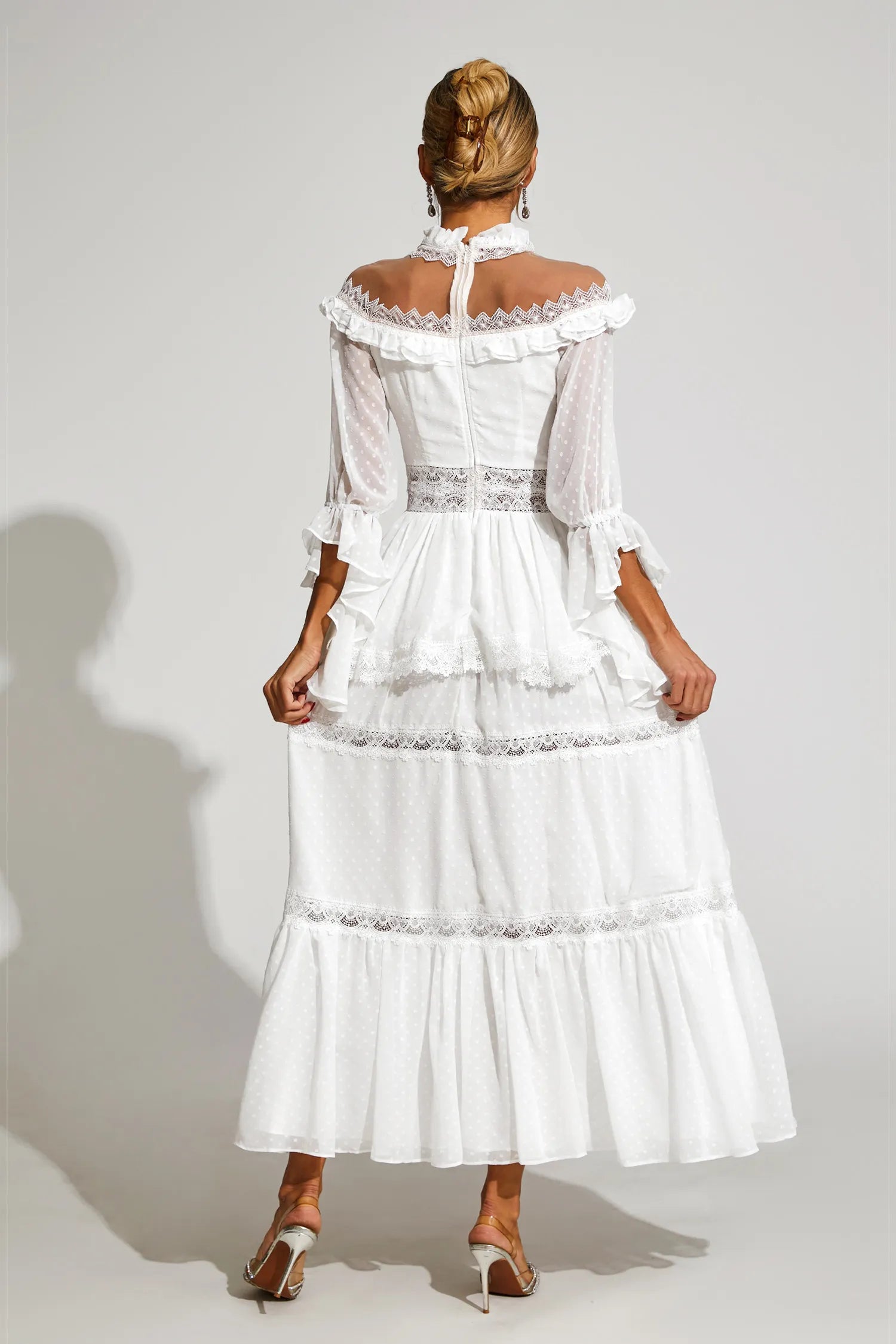 Nivara Beyaz Dantel Uzun Kollu Uzun Elbise