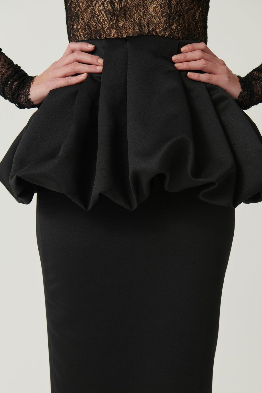 Emily Yarı Transparan Dantel Body Set