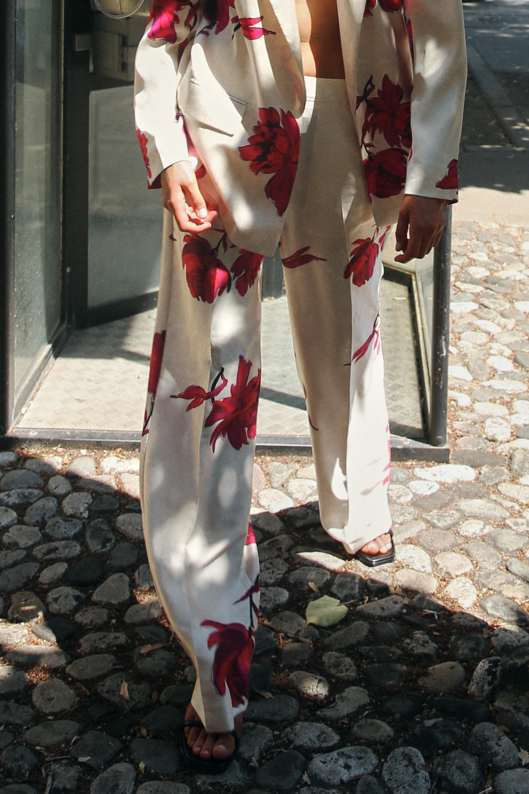 Nelly Baskılı Çiçekli Blazer Takım