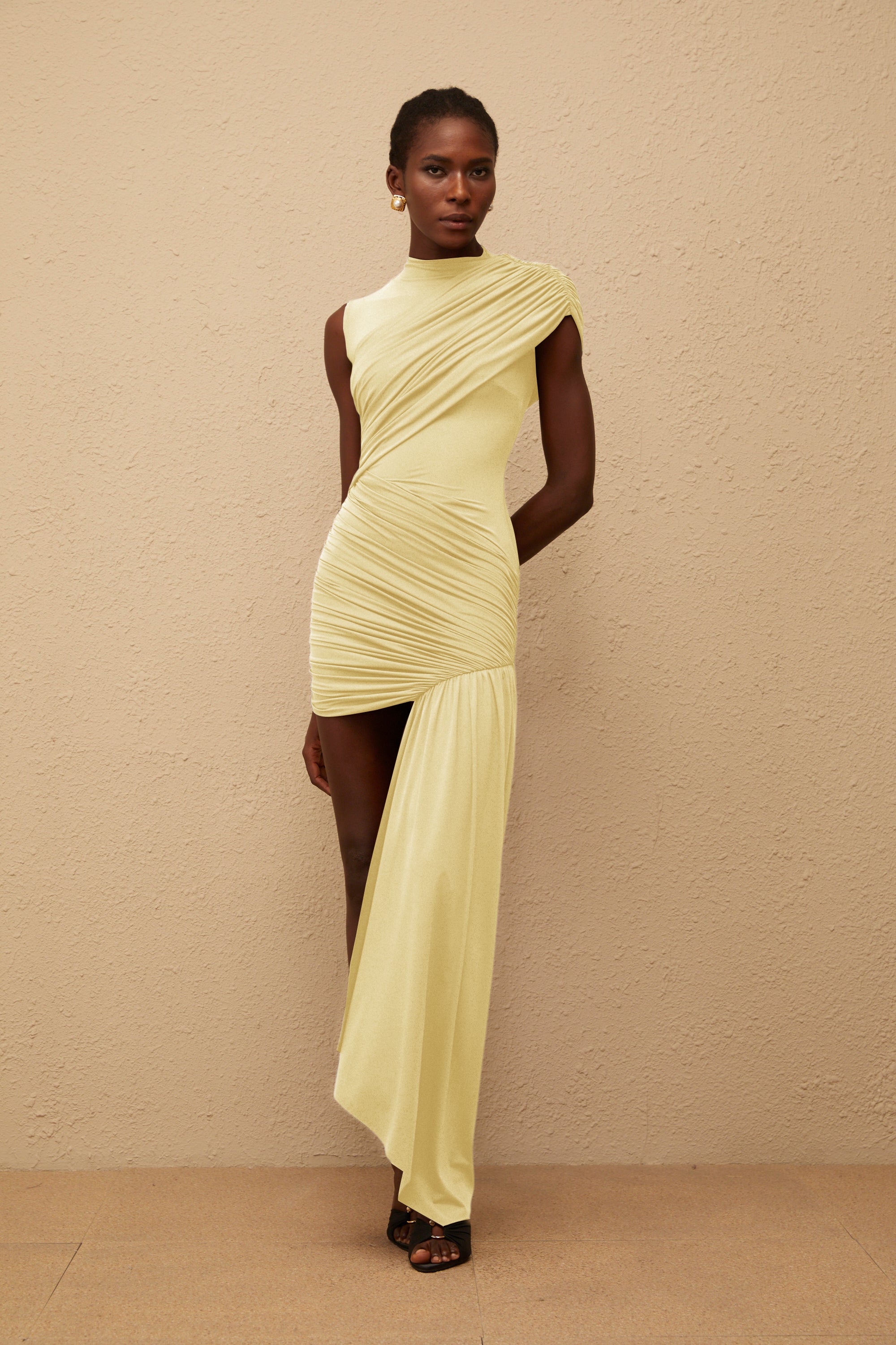 Fée Sarı Asimetrik Büzgülü Mini Elbise