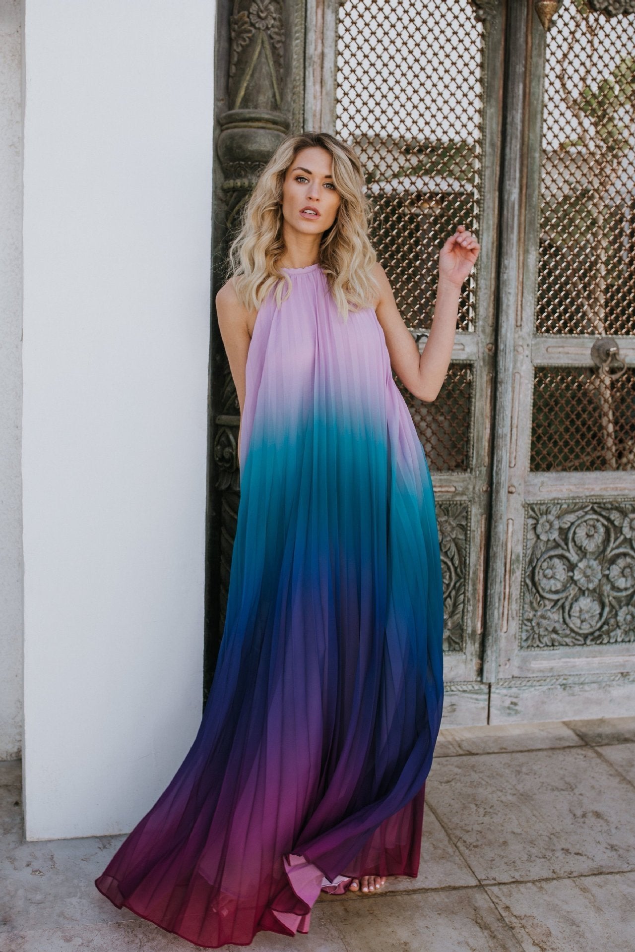 Basia Baskılı Boyundan Bağlamalı Sırtı Açık Uzun Çadır Elbise