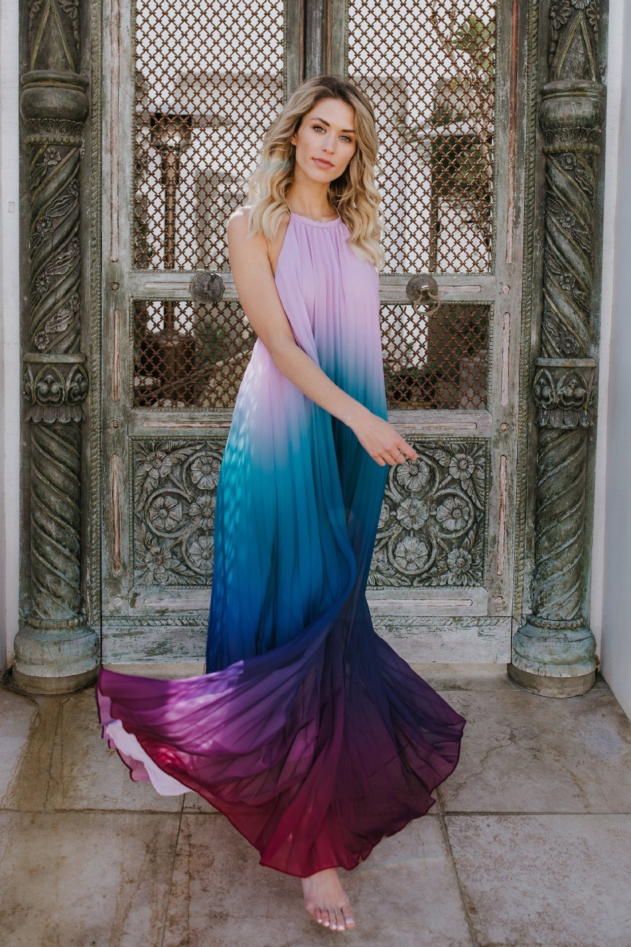 Basia Baskılı Boyundan Bağlamalı Sırtı Açık Uzun Çadır Elbise