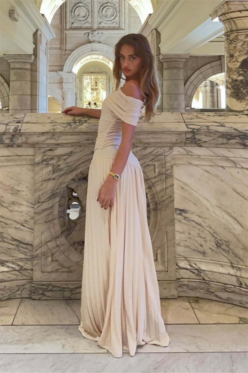 Beryl Düşük Omuz Piliseli Maxi Elbise