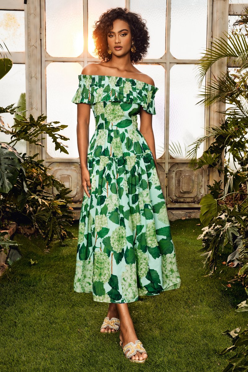 Bess Baskılı Fırfırlı Omuzu Açık Katlı Maxi Elbise