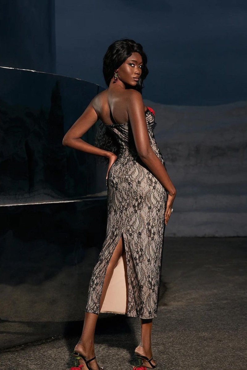 Betsy Çiçek Aplikeli Dantelli Midi Elbise