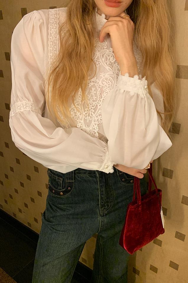 Dinah Nakışlı Dantel Bluz