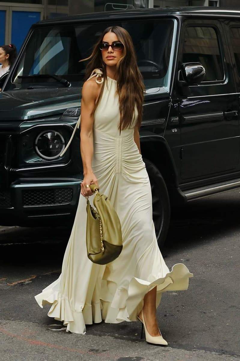 Edna Boyundan Bağlamalı Büzgülü Uzun Elbise