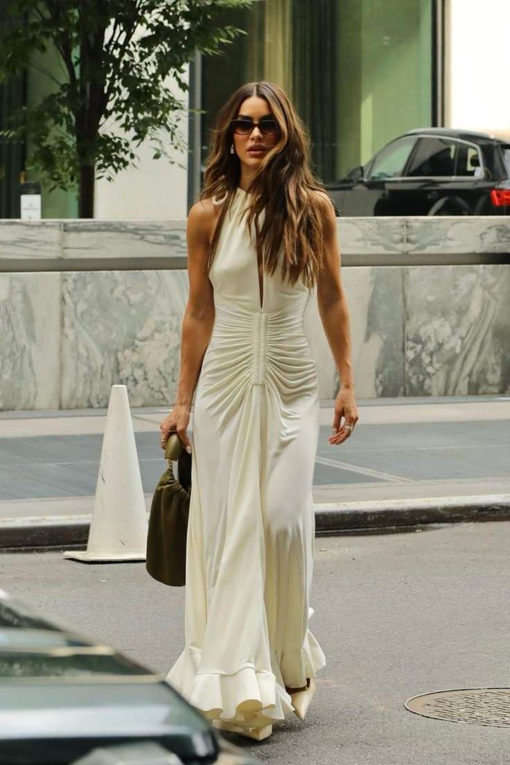 Edna Boyundan Bağlamalı Büzgülü Uzun Elbise