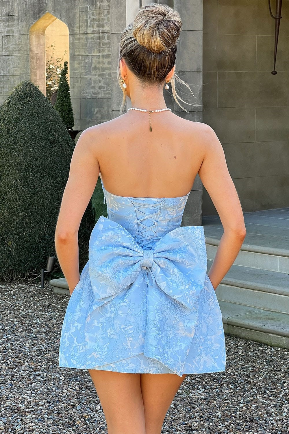 Julie Çiçekli Jakarlı Bağcıklı Mini Elbise