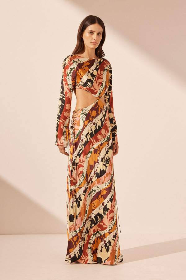 Ella Baskılı Dekolteli Uzun Elbise