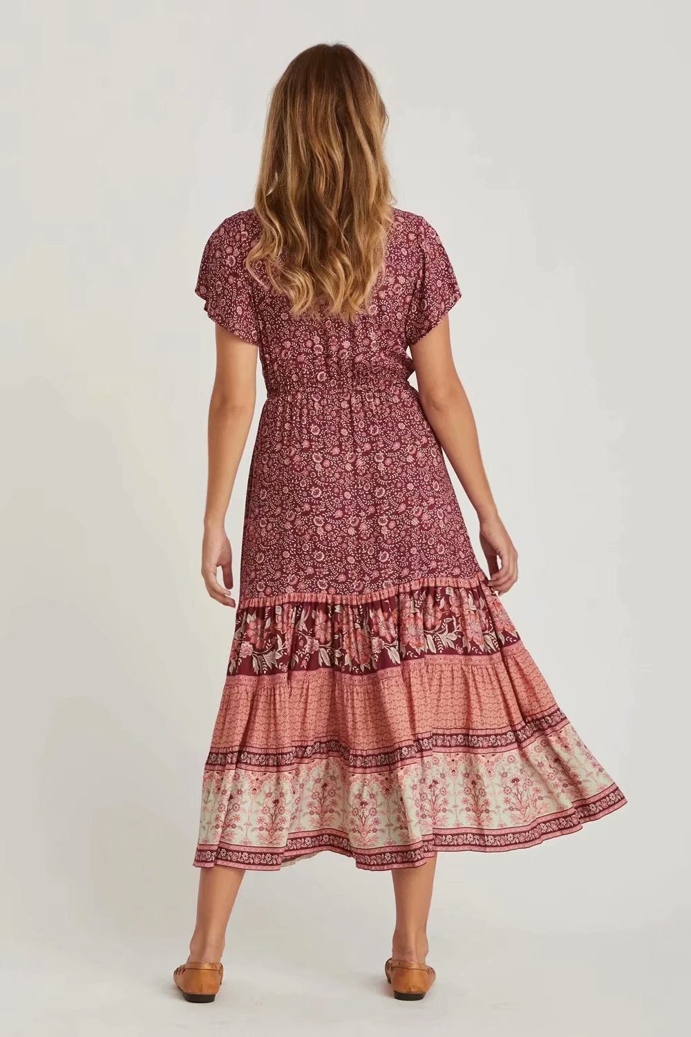 Ellie Baskılı V Yaka Midi Elbise