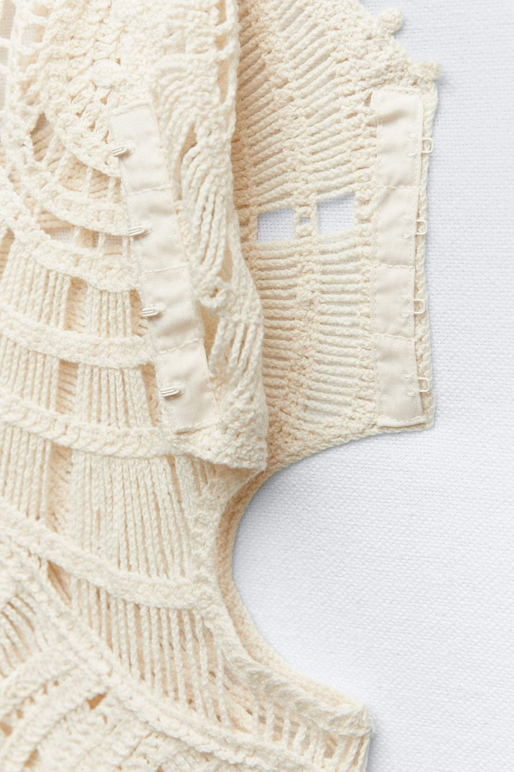 Ethel Cut-Out Tığ İşi Maxi Elbise