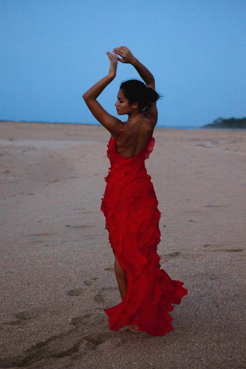 Eve Şifon Fırfırlı Maxi Slip Elbise