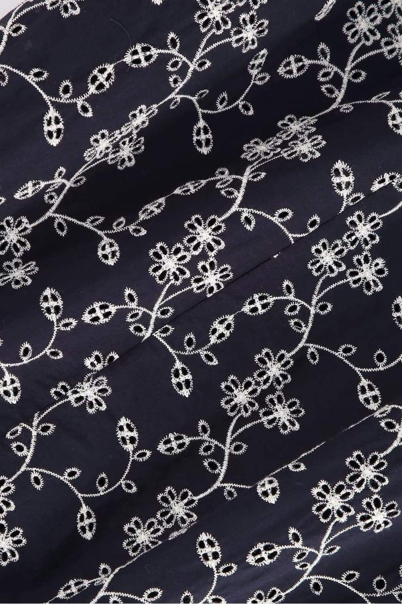 Havva İşlemeli Kalpli Midi Elbise