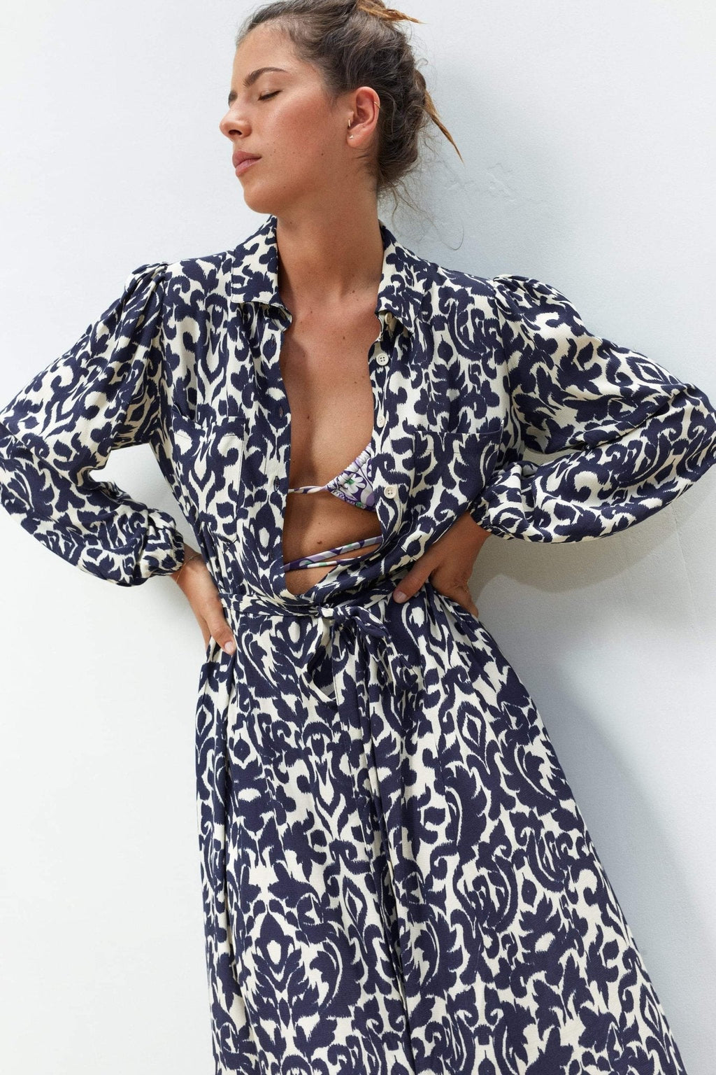 Gertie Baskılı Büzgülü Midi Gömlek Elbise