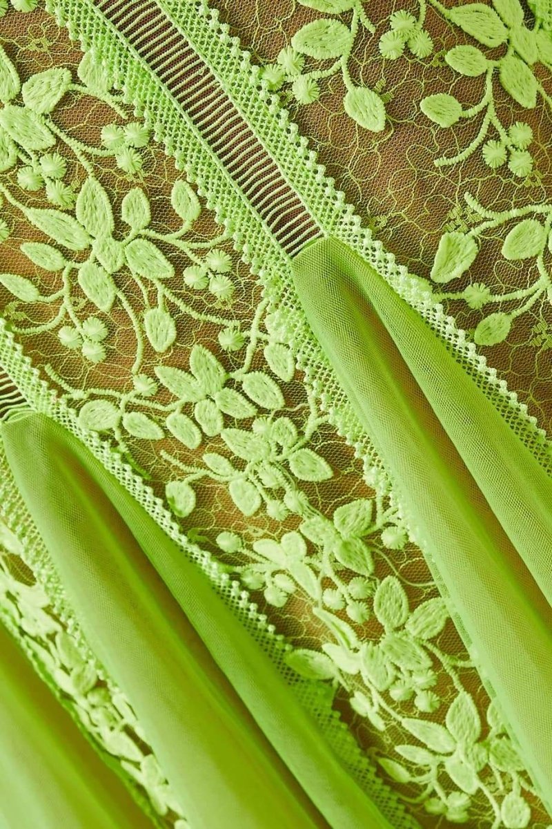 Heather İşlemeli Dantel Midi Elbise