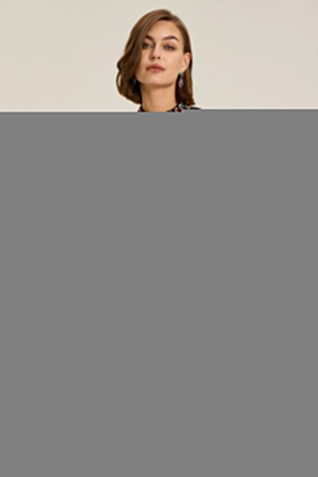 Güzel Kristal Süslemeli Kolsuz Mini Elbise