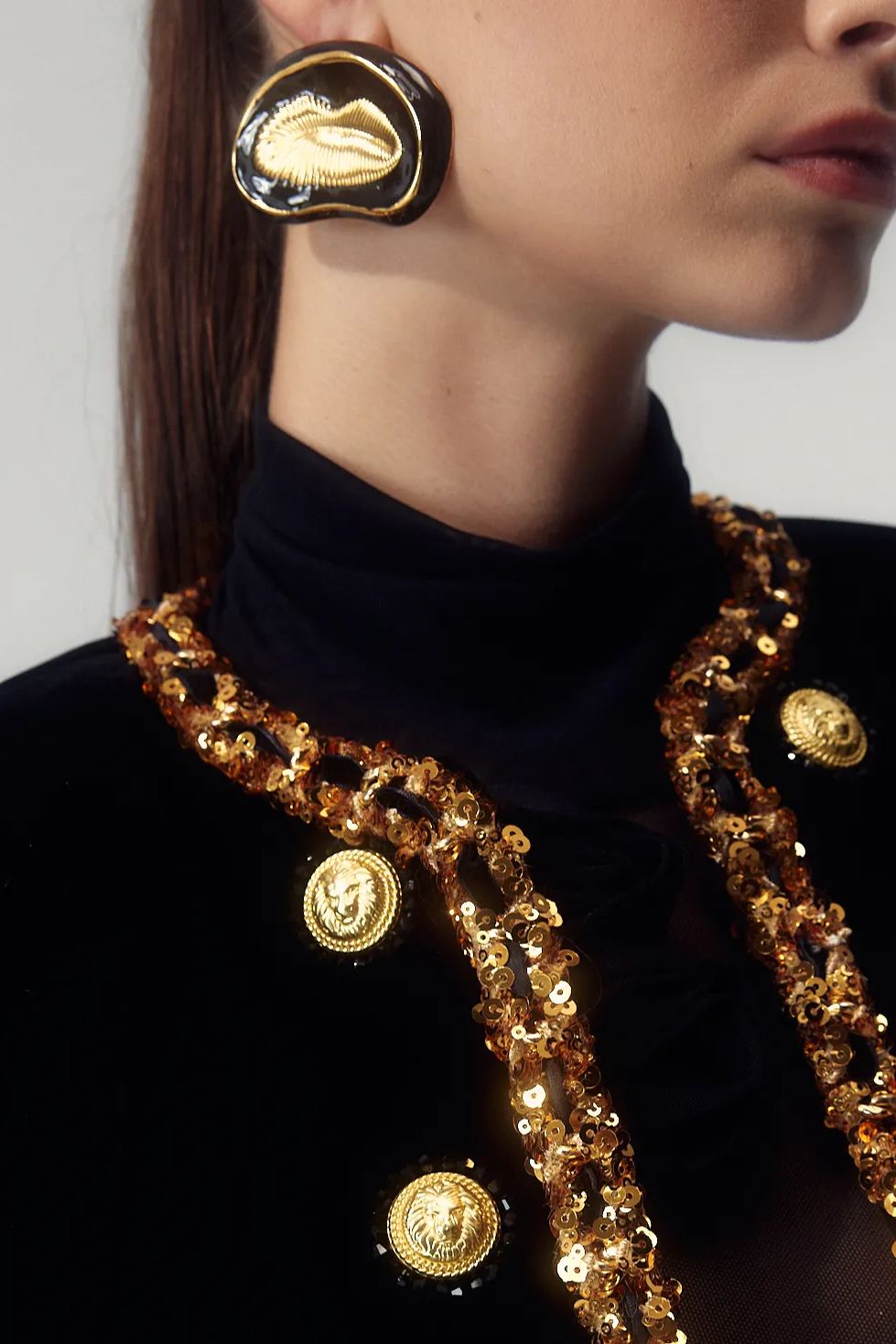 Retro Abartılı Ağız Küpeleri