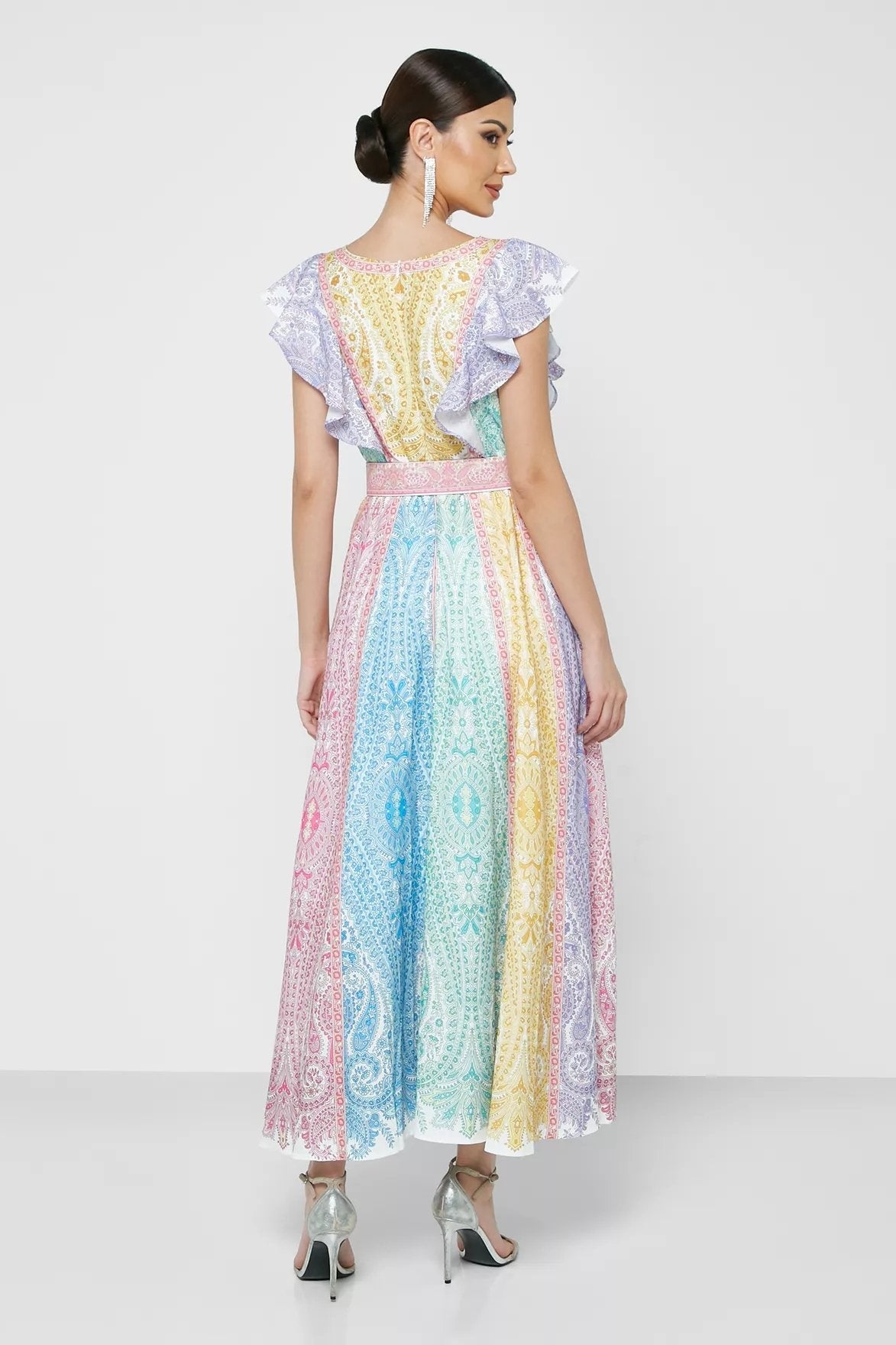 Zanna Baskılı Fırfırlı V Yaka Kemerli Uzun Elbise