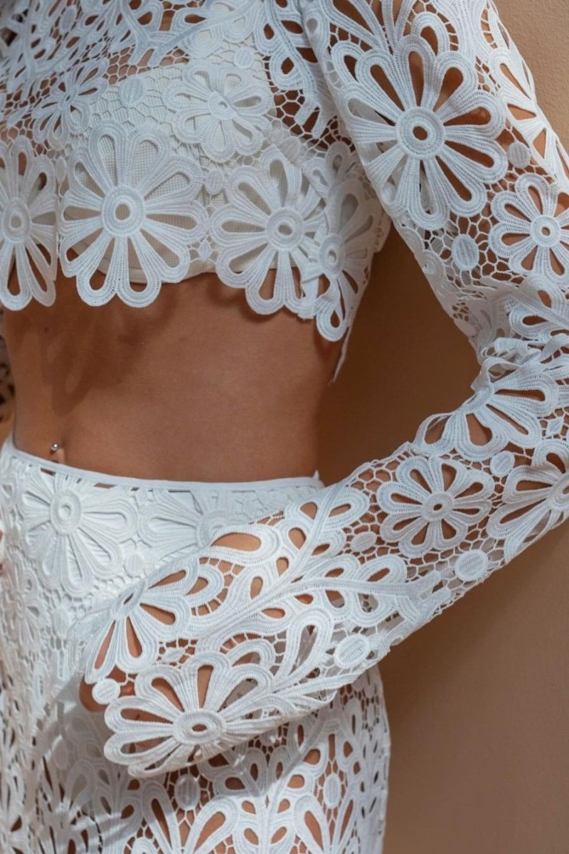 Lena Çiçekli Oymalı Set