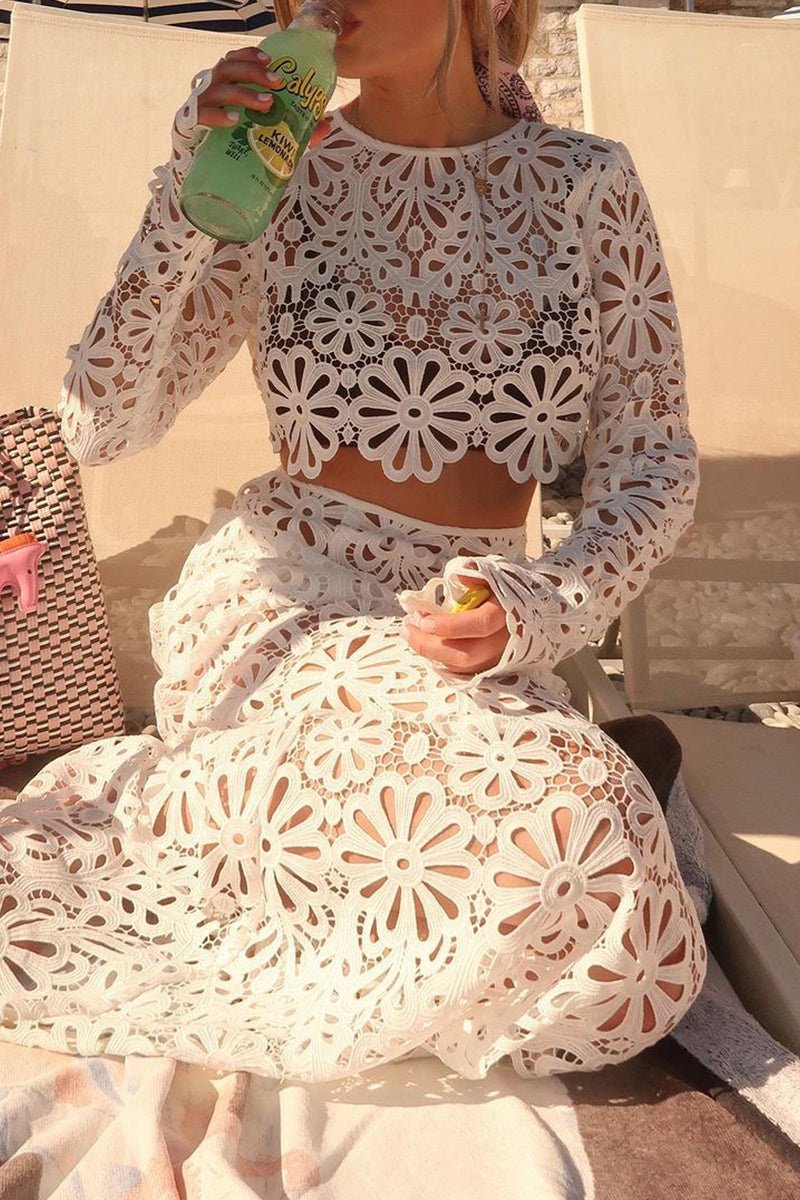 Lena Çiçekli Oymalı Set