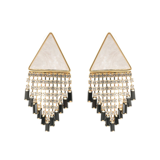 Lisette Üçgen Şeklinde Saçaklı Küpe