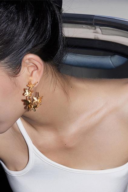 Metalik Kelebek C Şekilli Küpe