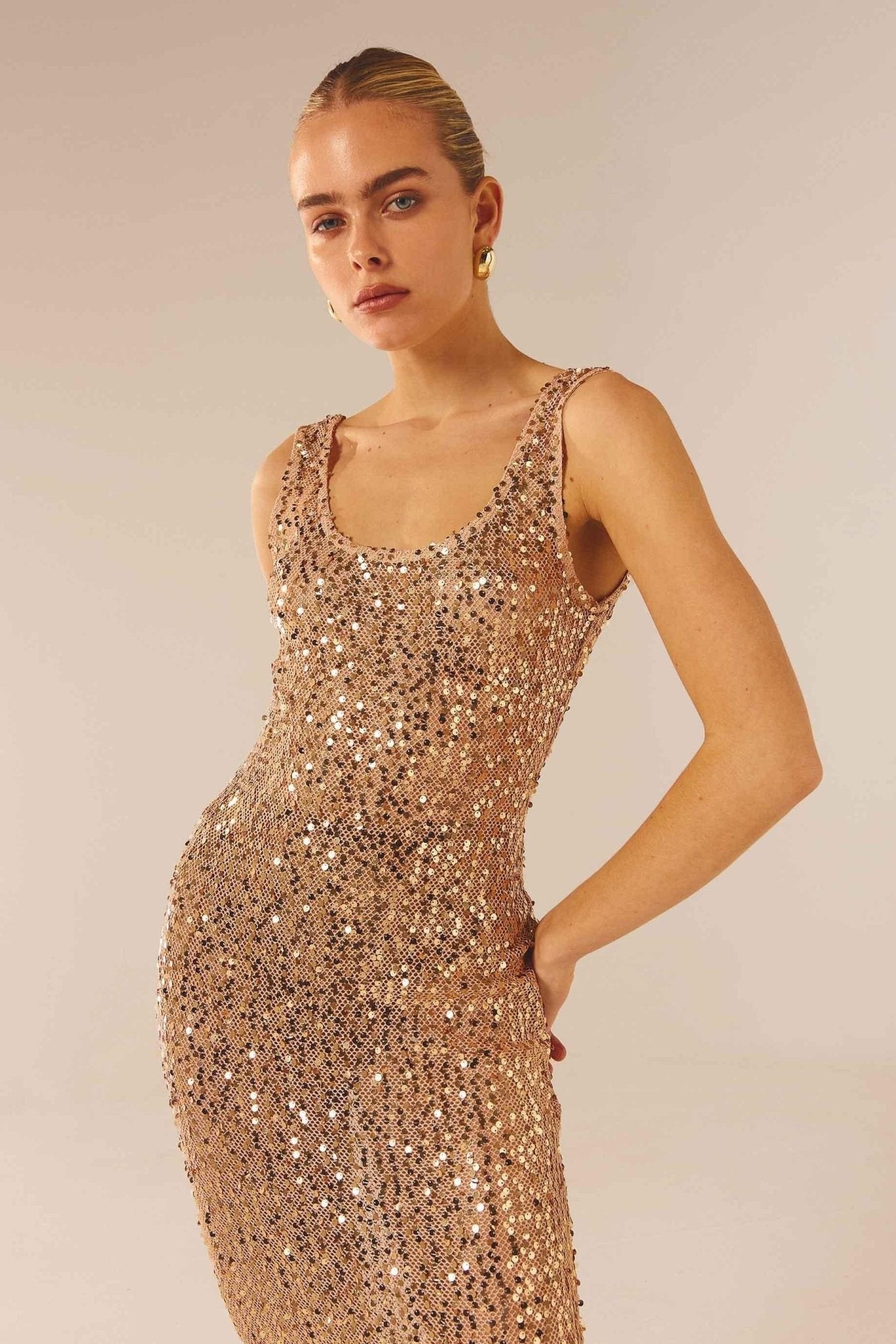 Odelia Sırtı Açık Payetler Midi Elbise