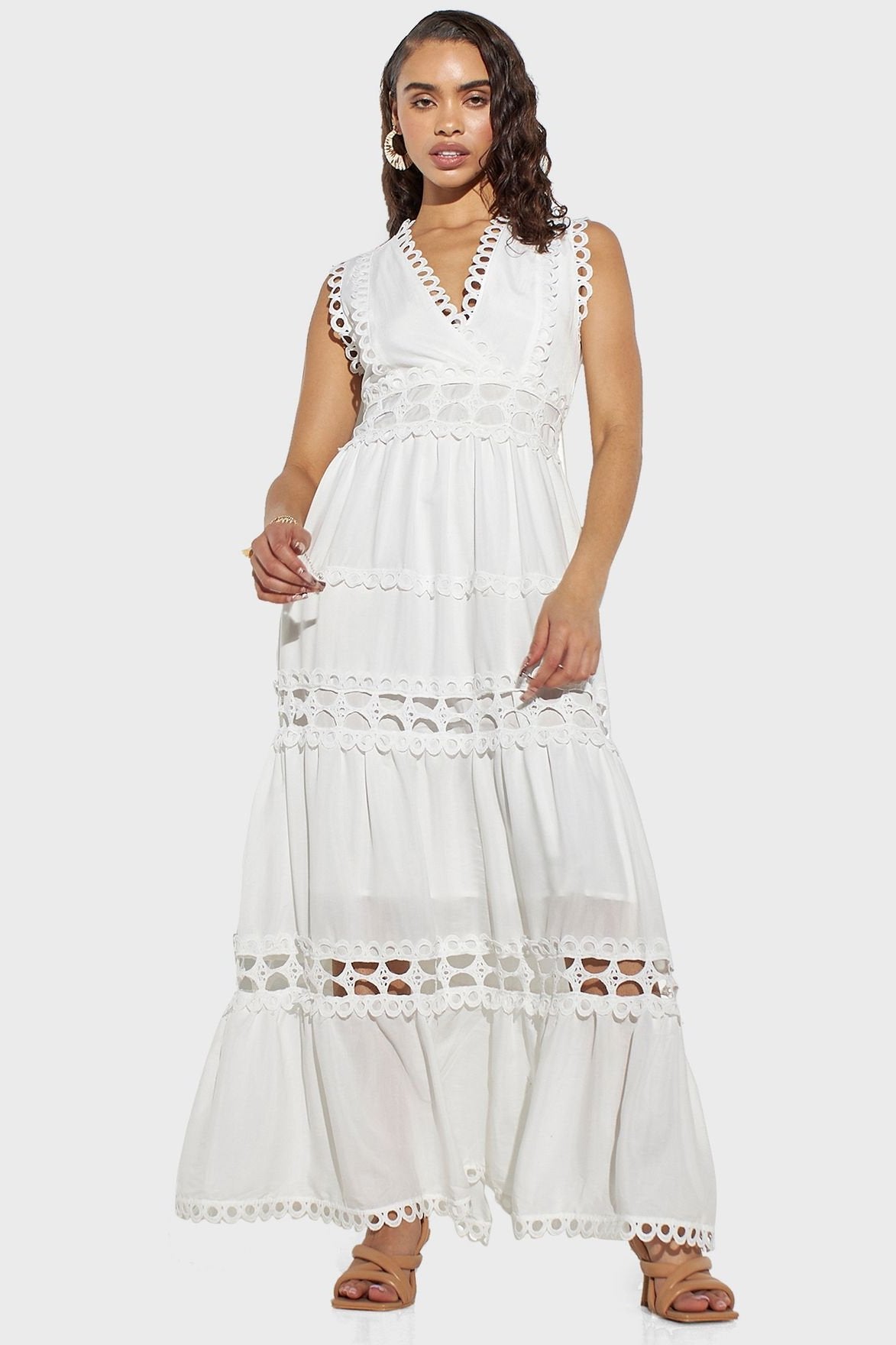 Odelia V Yaka Dantelli Uzun Elbise