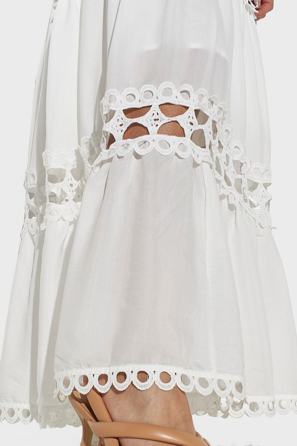 Odelia V Yaka Dantelli Uzun Elbise