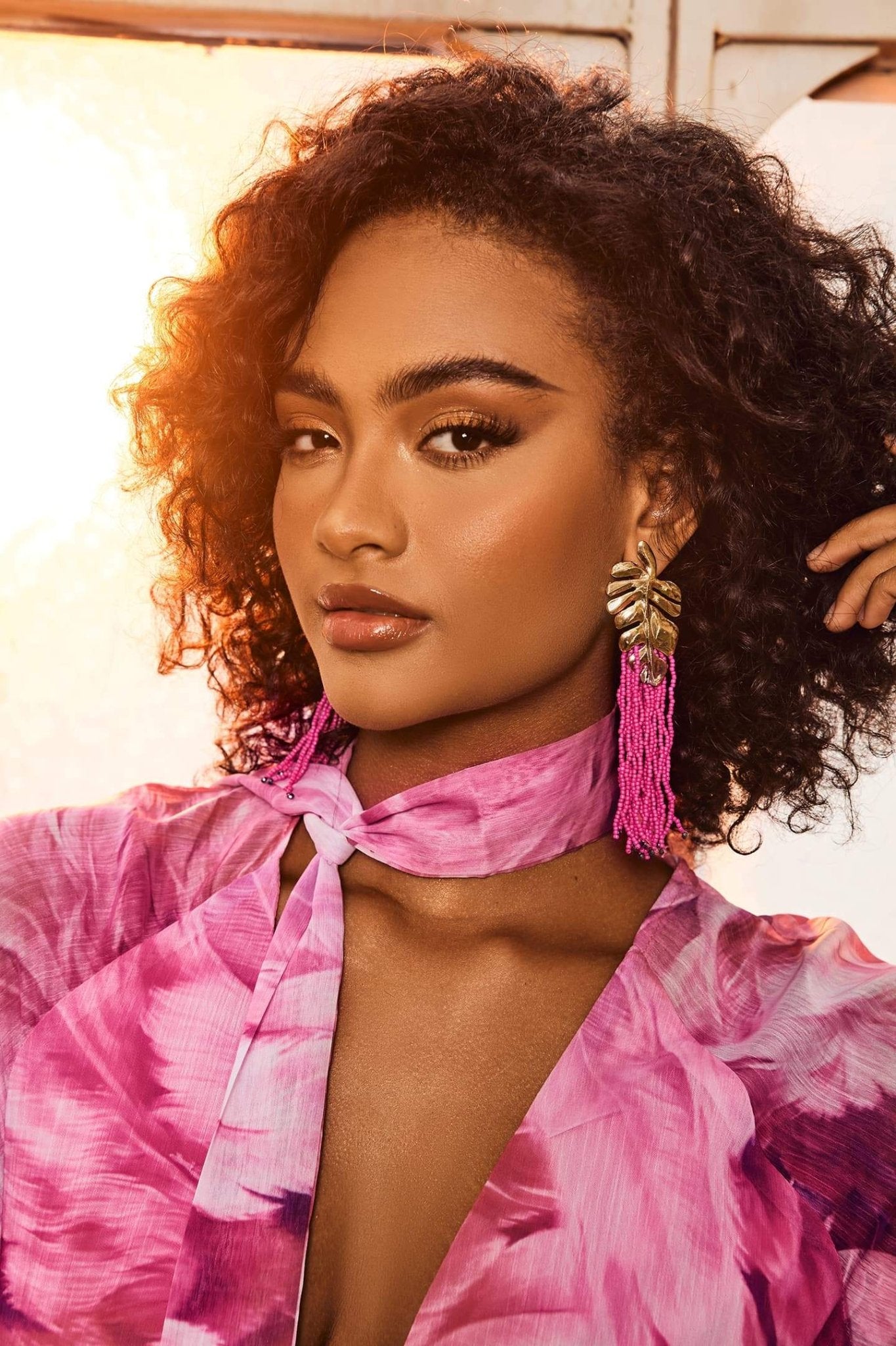 Palmiye Yaprağı Boncuklu Püskül Küpe