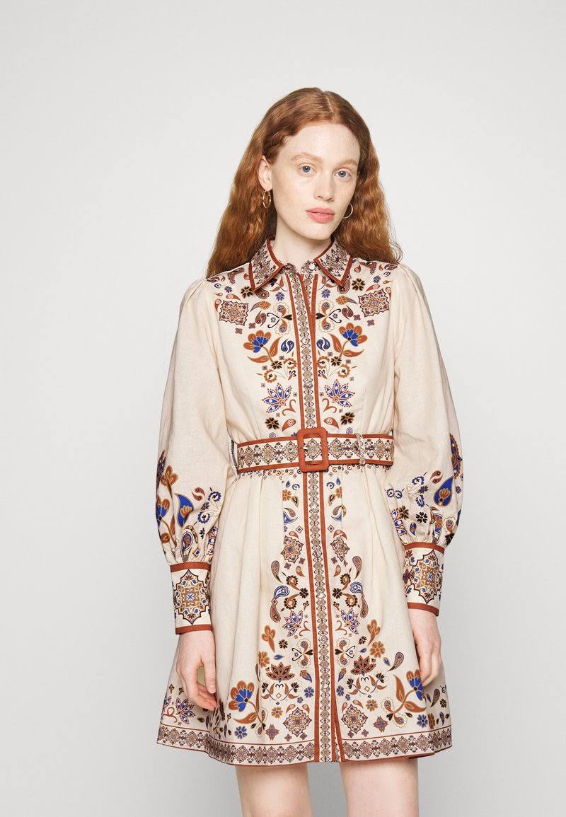 İncili Baskılı Kuşaklı Mini Gömlek Elbise