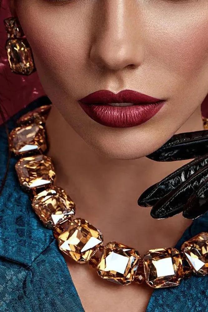 Enid Kare Pırlanta Kolye Ve Küpe Seti