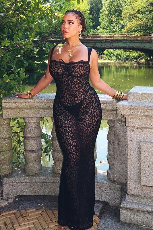 Rae Transparan Dantel Askılı Maxi Elbise