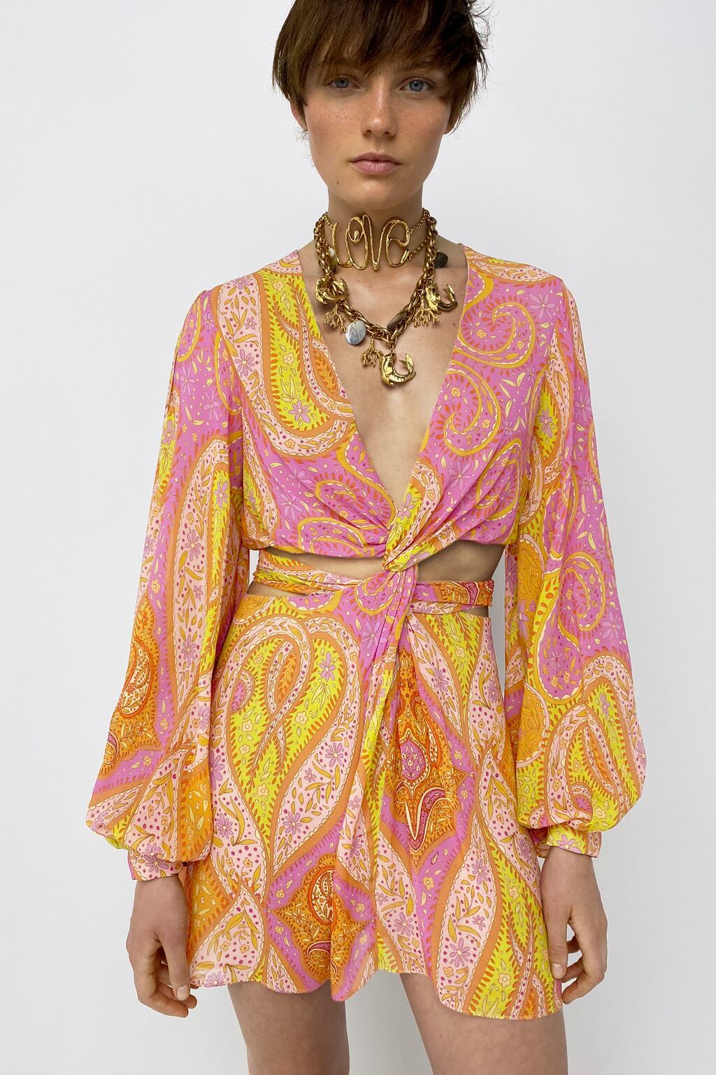 Renata Dekolteli Düğümlü Mini Elbise