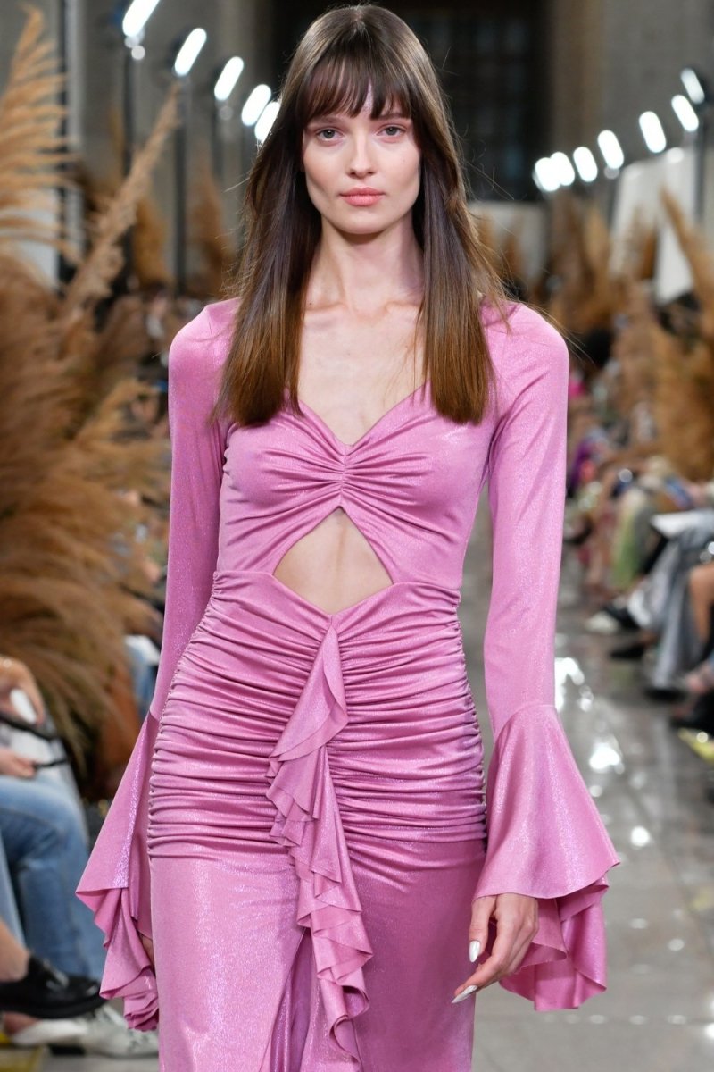 Sibyl Metalik Dekolteli Uzun Elbise